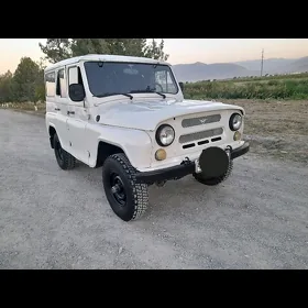 UAZ 469 2001