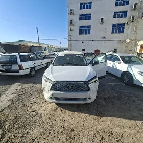 Toyota Corolla Cross 2024