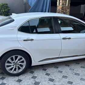 Toyota Camry 2022