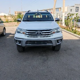 Toyota Hilux 2019
