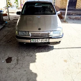 Opel Vectra 1989