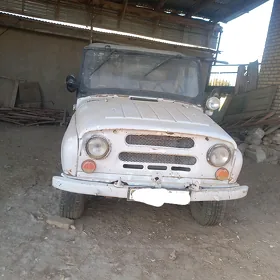 UAZ 469 1990