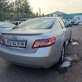 Toyota Camry 2010