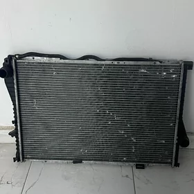 BMW E39 radiator