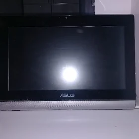ASUS Kompýuter