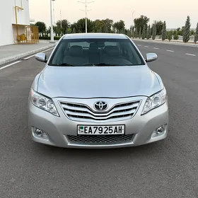 Toyota Camry 2011