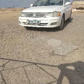 Toyota Avalon 2000