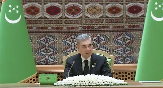 Halk Maslahatynyň mejlisinde Türkmenistanyň bilim ulgamyny ösdürmegiň institutyny döretmek teklip edildi