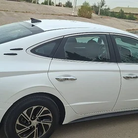 Hyundai Sonata 2020