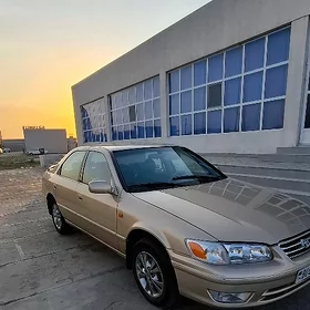 Toyota Camry 1999