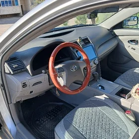 Toyota Camry 2010