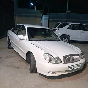 Hyundai Sonata 2002