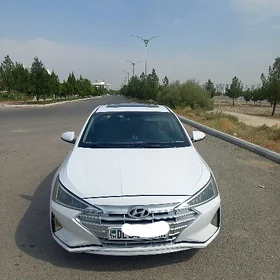 Hyundai Elantra 2020