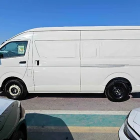Toyota Hiace 2025