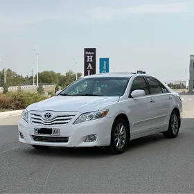 Toyota Camry 2011