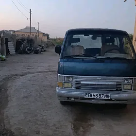 Toyota Hiace 1989