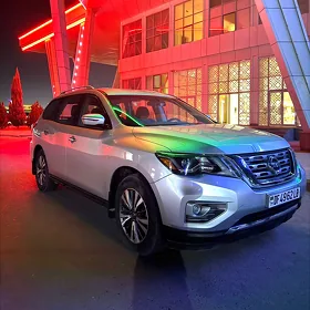 Nissan Pathfinder 2020