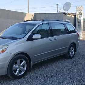 Toyota Sienna 2006