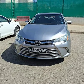 Toyota Camry 2016