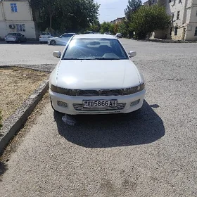 Mitsubishi Galant 1998