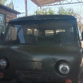 UAZ Profi 1985