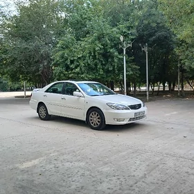 Toyota Camry 2004
