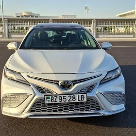 Toyota Camry 2022
