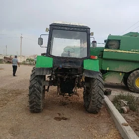 MTZ 80 2002