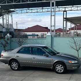 Toyota Camry 1999