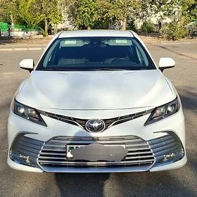 Toyota Camry 2022