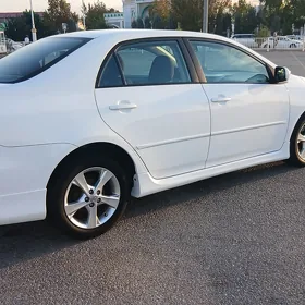 Toyota Corolla 2011