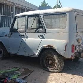 UAZ 469 1999