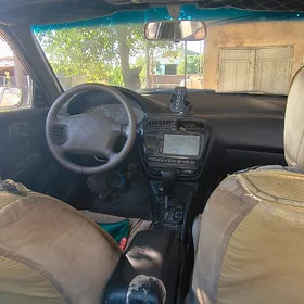 Toyota Carina 1993