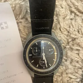 OMEGA  swatch  sagat