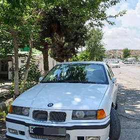 BMW 325 1992