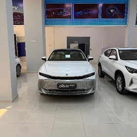 Toyota Crown 2023