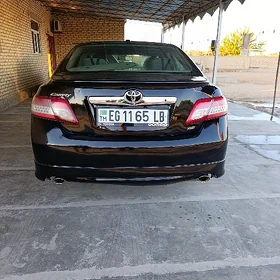 Toyota Camry 2010