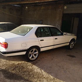 BMW 7 Series 1993