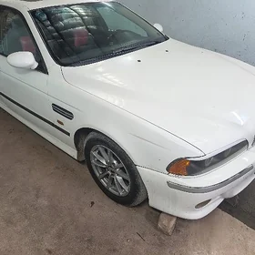BMW E39 2003