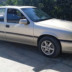 Opel Vectra 1989