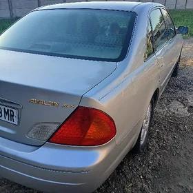 Toyota Avalon 2001