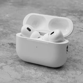 Airpods | Nausnik | Apple