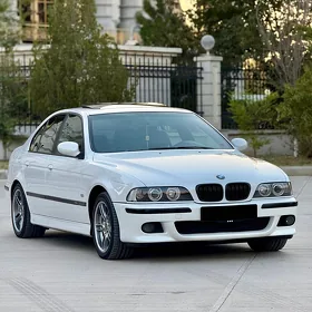 BMW E39 2002