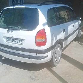 Opel Zafira 2000