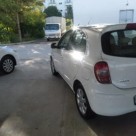 Nissan Versa 2013