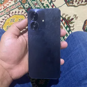 Realmi note  60