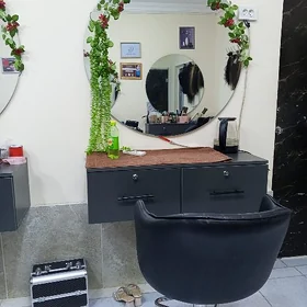 salon arenda