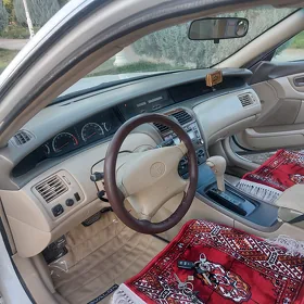 Toyota Avalon 2000