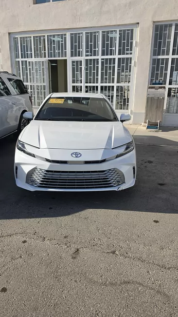 Toyota Camry 2025 - 1