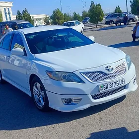 Toyota Camry 2010